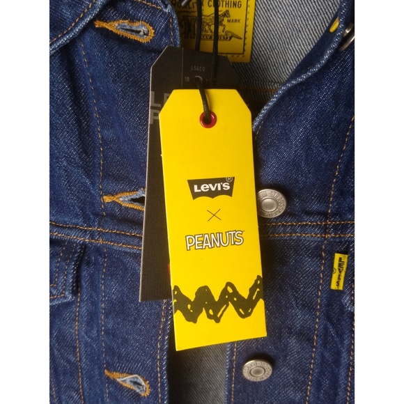 Levi's X Peanuts Charlie Brown Snoopy Deni… - Picture 7 of 7